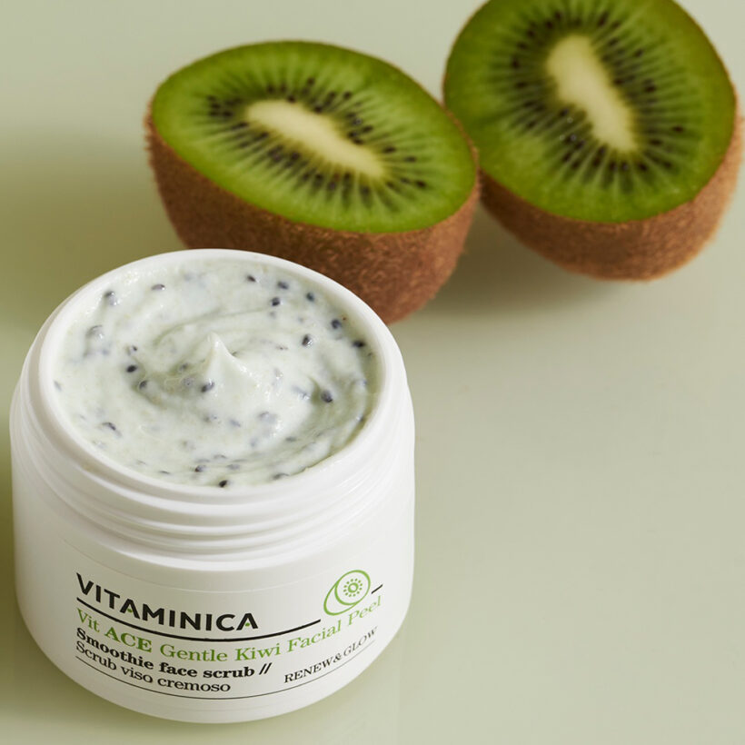 Pleťový peeling s vitamíny A,C,E a kiwi