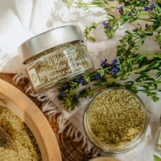 Horská bylinková sůl: vejce a zelenina